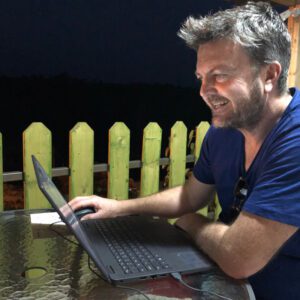 Extreme Webbing Shopify designer Francois du Rand